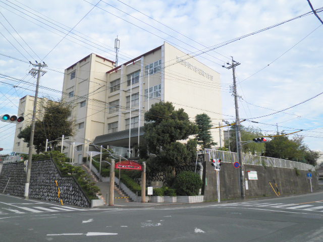 University ・ Junior college. Private Hamamatsu Gakuin University Junior College (University of ・ 235m up to junior college)