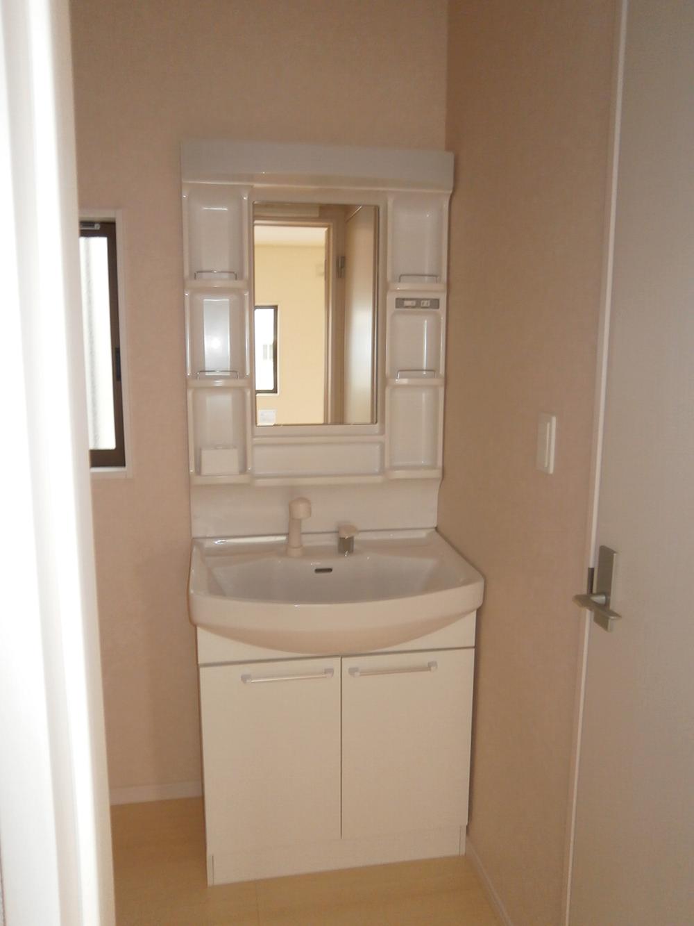 Wash basin, toilet. Vanity (local September 1, 2013 shooting)