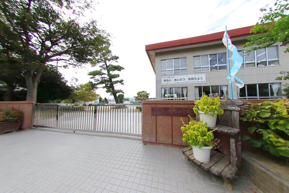 Primary school. 370m to the Hamamatsu Municipal draft horse Elementary School