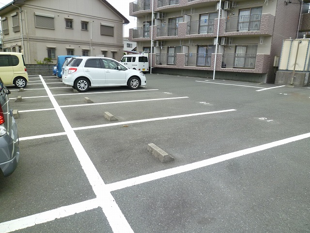 Parking lot