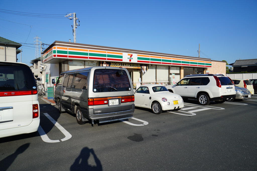 Convenience store. Seven-Eleven Hamamatsu early shift the town store (convenience store) to 500m