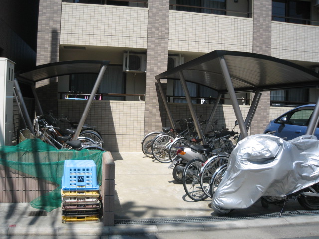 Other common areas. Garbage dump ・ Bicycle-parking space