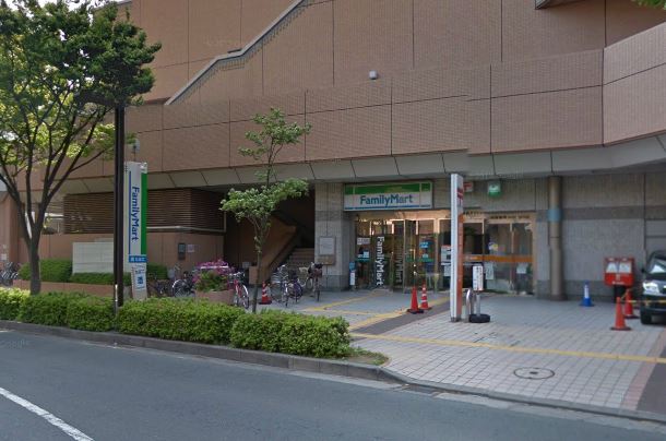 Convenience store. FamilyMart Hamamatsu central 3-chome up (convenience store) 154m