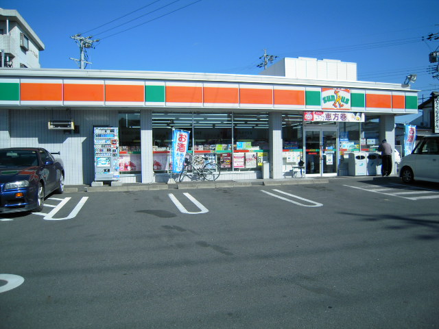 Convenience store. Thanks Hamamatsu Wago store up (convenience store) 251m