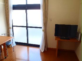 Living and room.  ※ There is a case where TV size is different