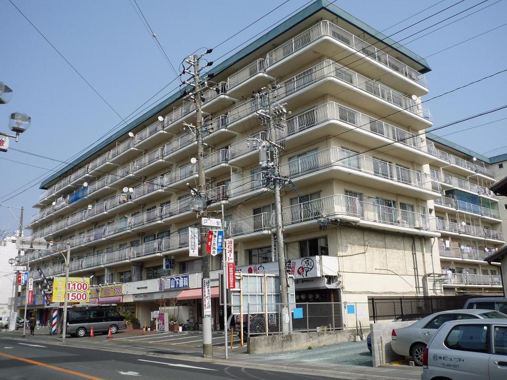 Local appearance photo