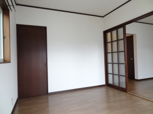 Living and room. Western-style room 6 tatami