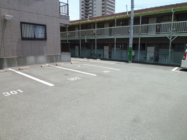 Parking lot