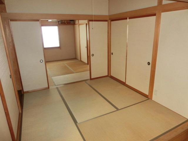 Non-living room. Second floor Japanese-style room 4.5 tatami mats