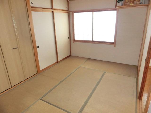 Non-living room. Second floor Japanese-style room 6 tatami