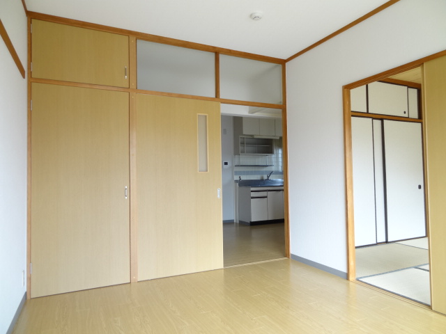 Living and room. Western-style room 6 tatami