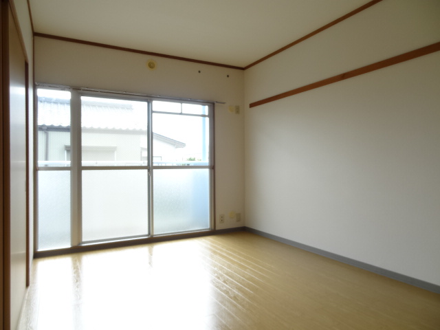 Living and room. Western-style room 6 tatami