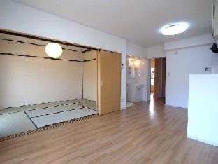 Living and room. Spacious 2LDK!