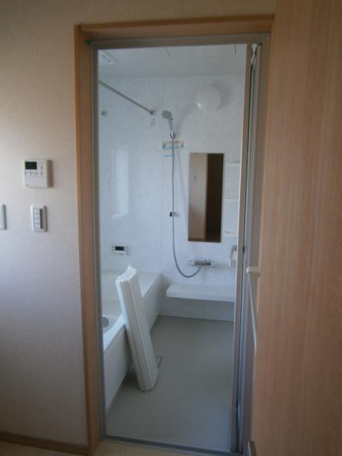 Bathroom. Indoor (September 2013) Shooting