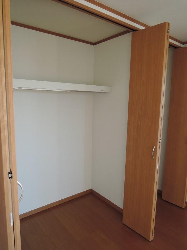 Receipt. 2 Kaiyoshitsu 8 pledge of the closet is between 1.5! I is large (^^)