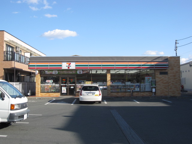 Convenience store. Seven-Eleven Hamamatsu draft horse store up (convenience store) 645m