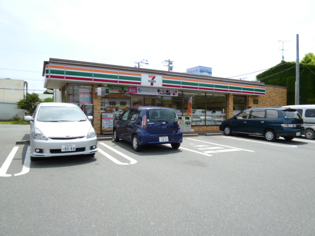 Convenience store. Seven-Eleven Hamamatsu Saiwaicho store up (convenience store) 162m