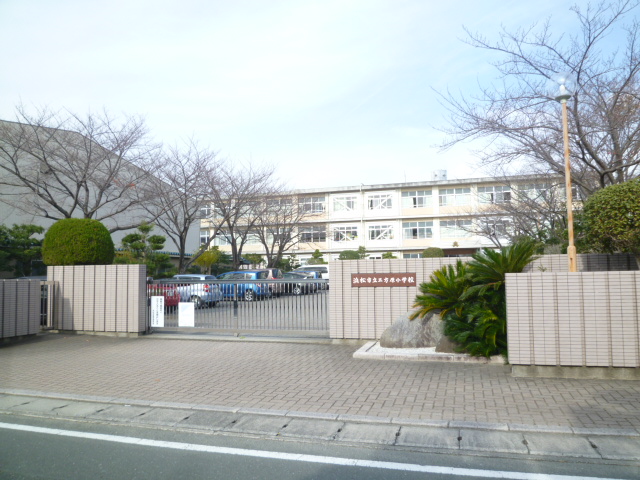 Primary school. Mikatahara up to elementary school (elementary school) 727m