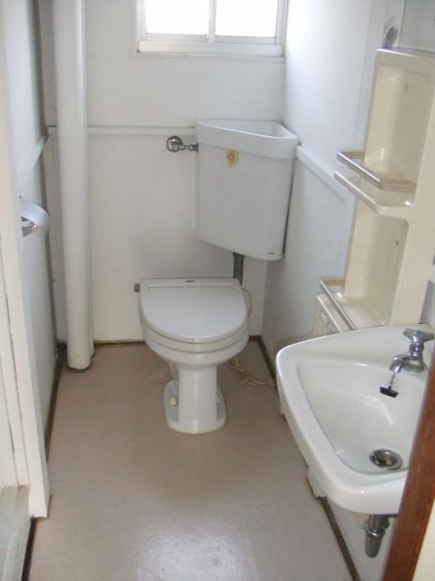 Toilet