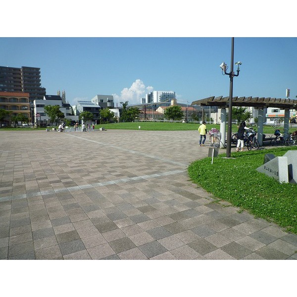park. Shinkawa 497m to green space (park)