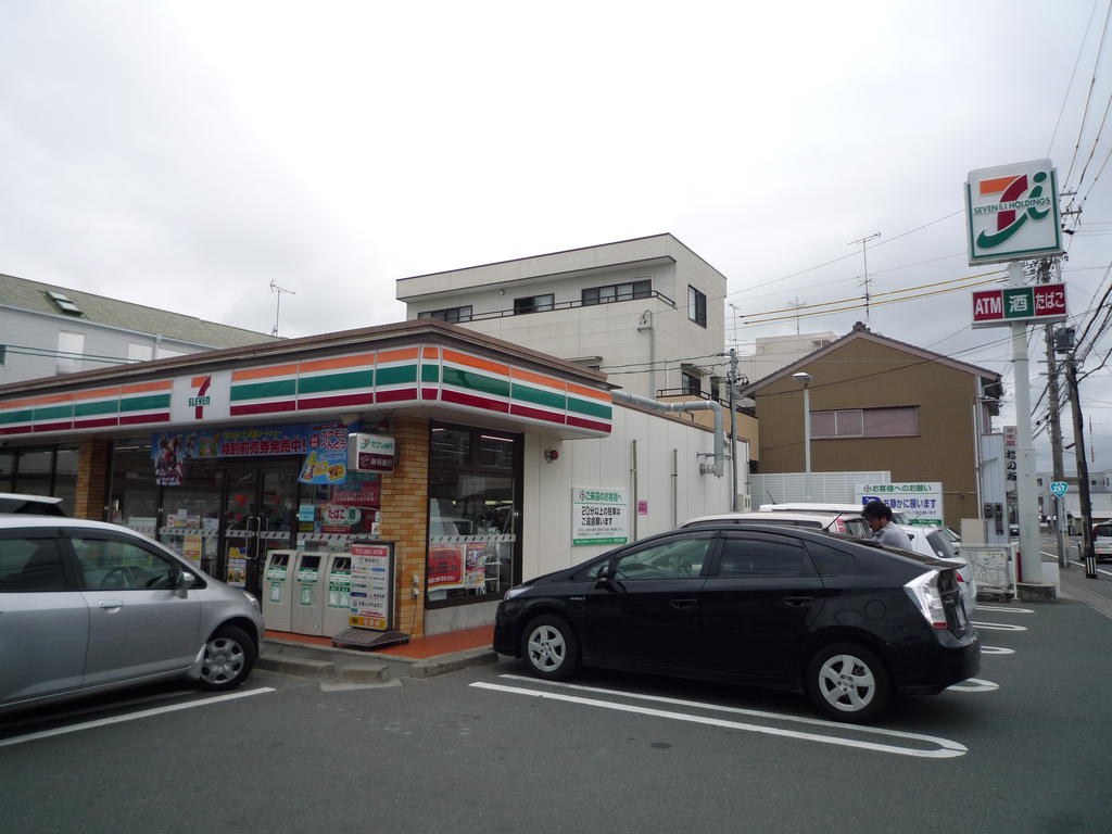 Convenience store. Seven-Eleven Hamamatsu Takamachi store up (convenience store) 148m