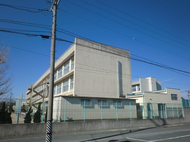 Primary school. Hagioka up to elementary school (elementary school) 1686m