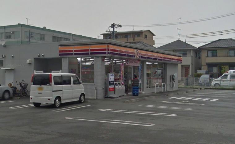 Convenience store. 749m to the Circle K (convenience store)