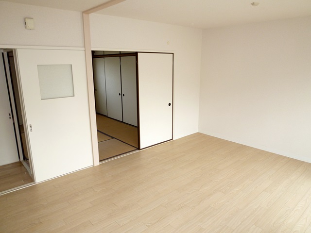 Living and room. LDK and Japanese-style rooms are connected by a sliding door.