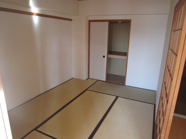 Other room space