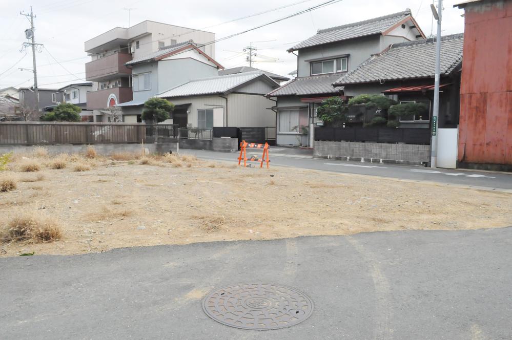 Local land photo. Local viewed from the northwest side (the December 2013 shooting)