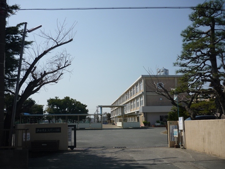 Primary school. 100m to the Hamamatsu Municipal Asama elementary school (elementary school)