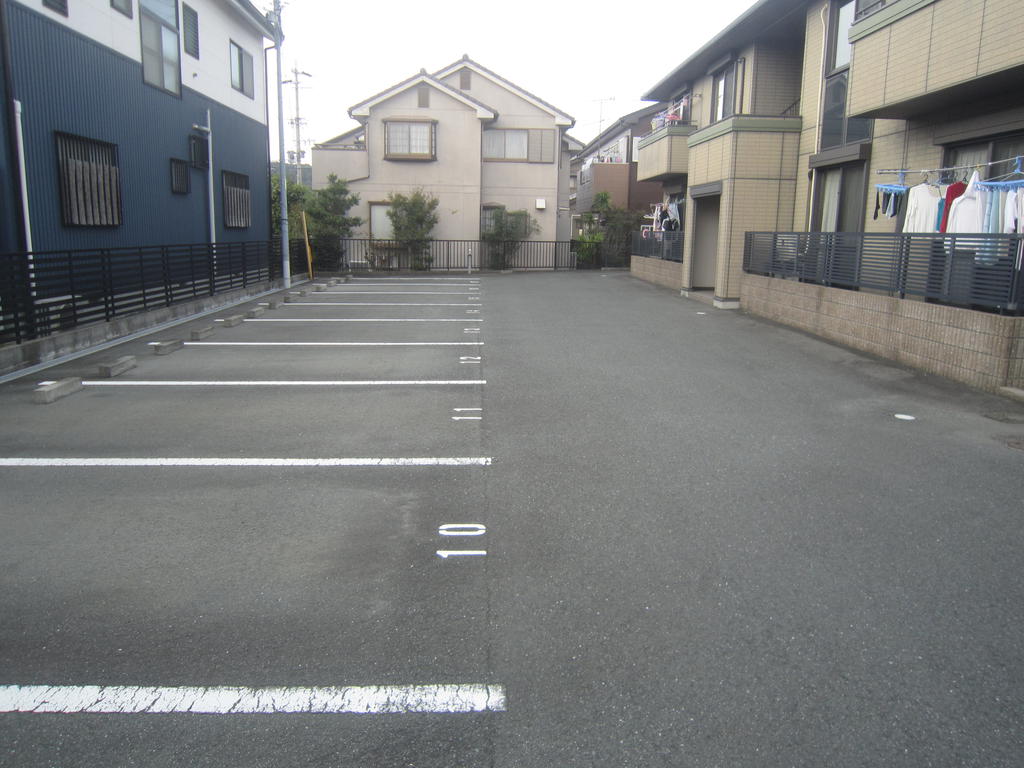 Parking lot