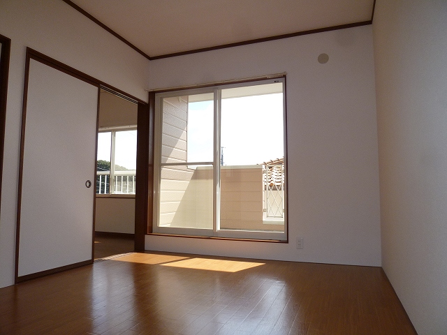 Other room space. Renovated from Japanese-style rooms to Western-style!