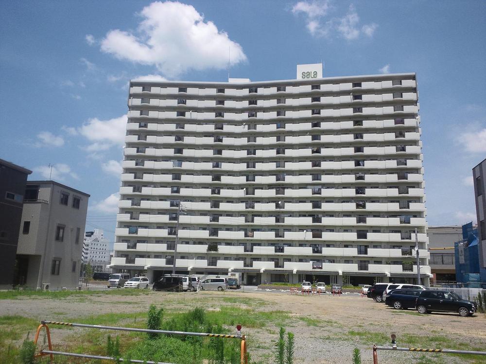 Local appearance photo. Currently around is we are advancing infrastructure development in the readjustment project. Super is also before the eyes.