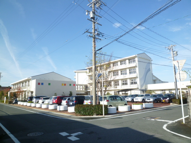 Junior high school. Hokusei 1555m until junior high school (junior high school)