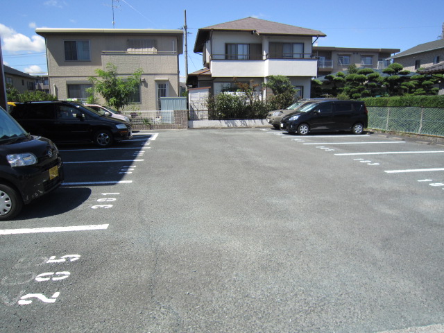 Parking lot