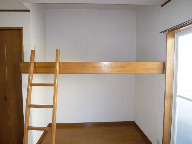 Other room space. Tsukaimichi is various loft!