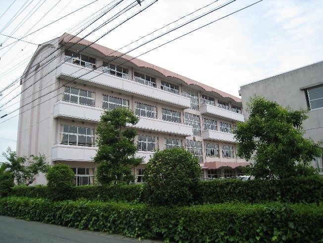 Primary school. Irino up to elementary school (elementary school) 2200m