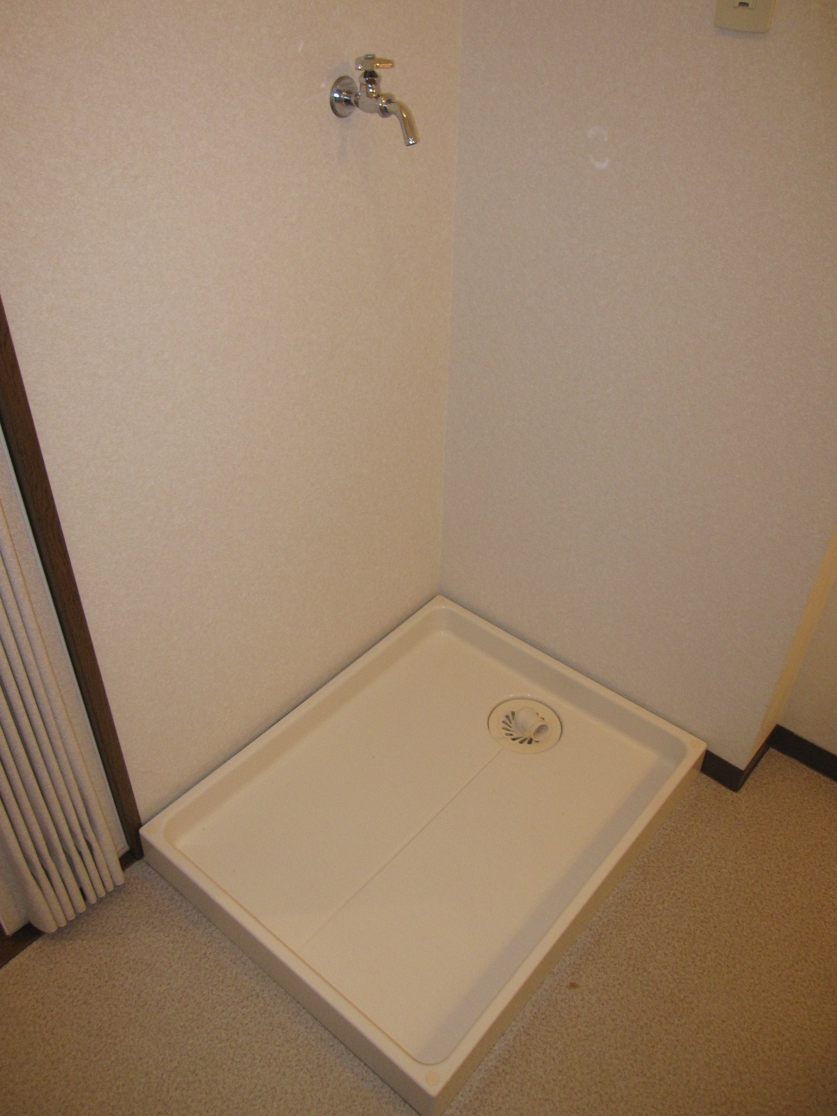 Washroom. Indoor Laundry Storage