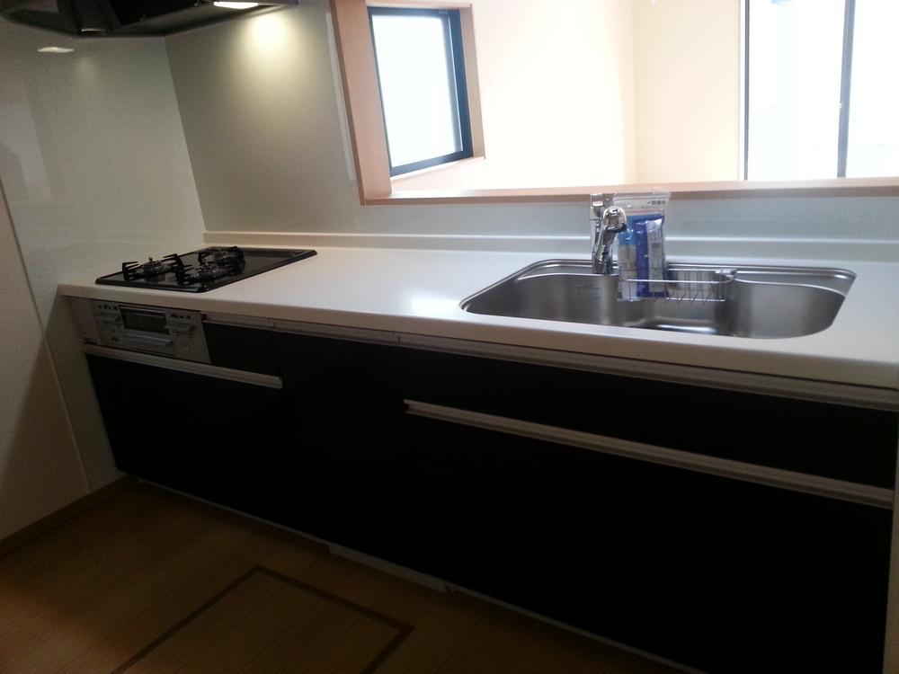 Kitchen. Indoor (November 9, 2013) Shooting