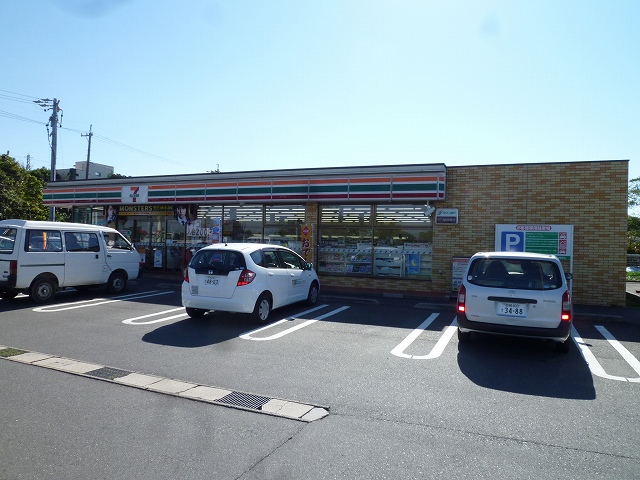 Convenience store. seven Eleven 230m to Hamamatsu Isaji store (convenience store)