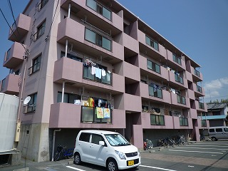 Building appearance. Of reinforced concrete apartment!