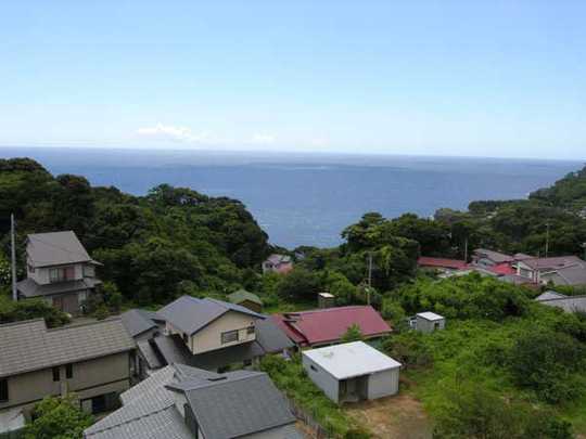 View photos from the dwelling unit.  Vista overlooking the Sagami Bay!