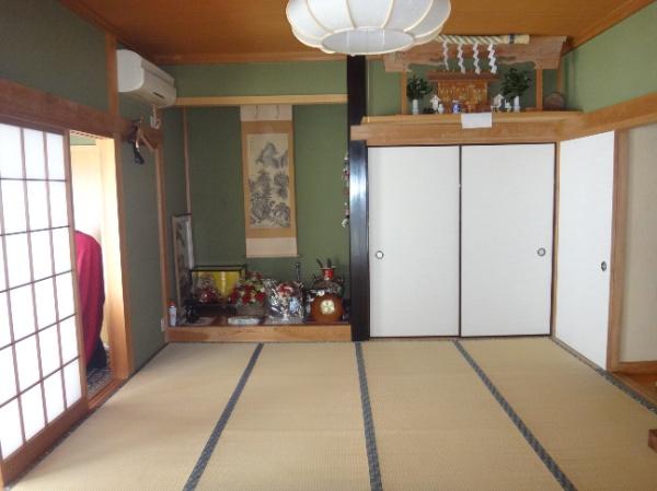 Other introspection. Japanese style room