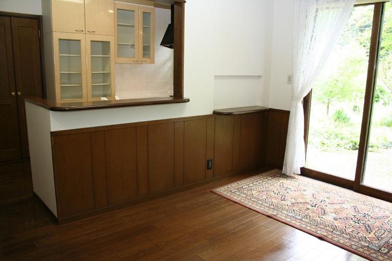 Kitchen. With a floor heating dining