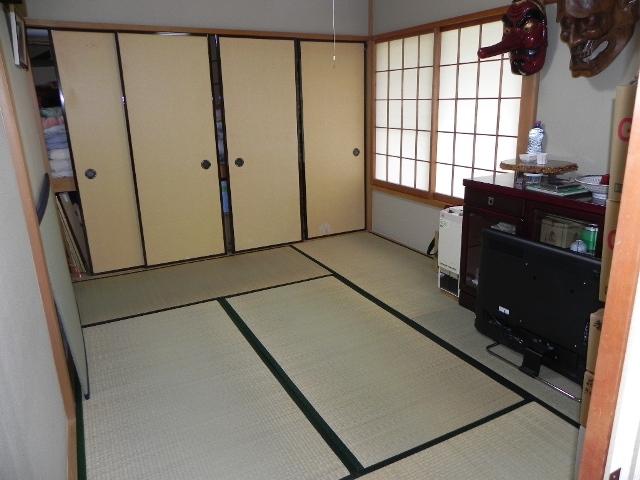 Non-living room. Japanese style room