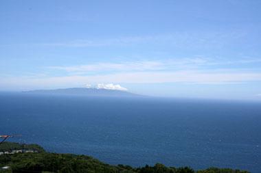 View photos from the dwelling unit. It overlooks the Sagami Bay and Izu Oshima