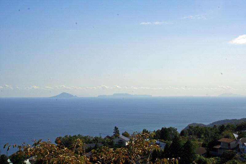 View photos from the dwelling unit. South direction of the sea and the Izu Islands