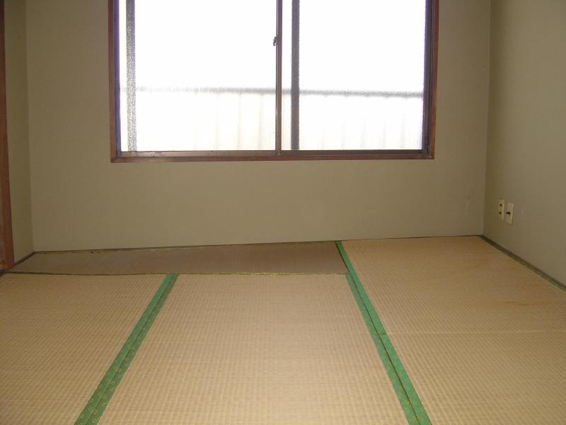 Living and room. Japanese-style room 2