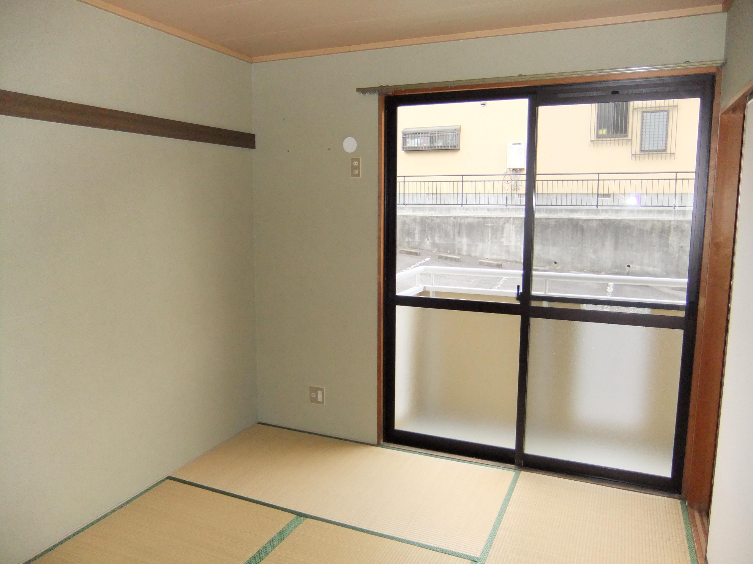 Living and room. It is the left side of the Japanese-style room from the kitchen